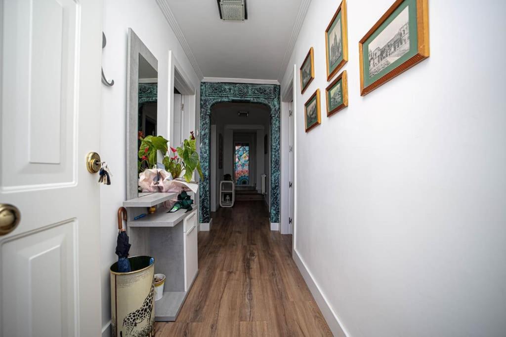 Miraleon Villa Bagian luar foto