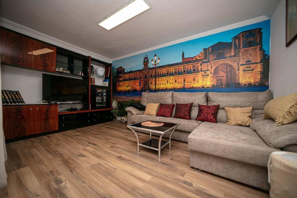 Miraleon Villa Bagian luar foto
